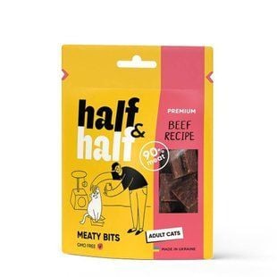Лакомство для кошек Half&Half Meaty Bits Adult 50 г - говядина - masterzoo.ua