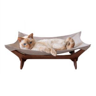 Гамак-лежак для кошек PetJoy 55х45х18 см &ndash; коричнево-бежевый - masterzoo.ua