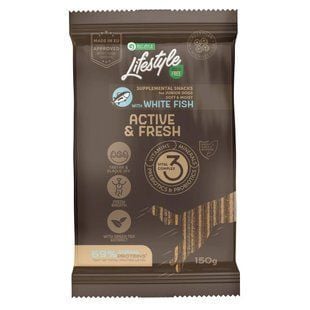 Лакомство для щенков Nature's Protection Lifestyle Active & Fresh 150 г - белая рыба - masterzoo.ua