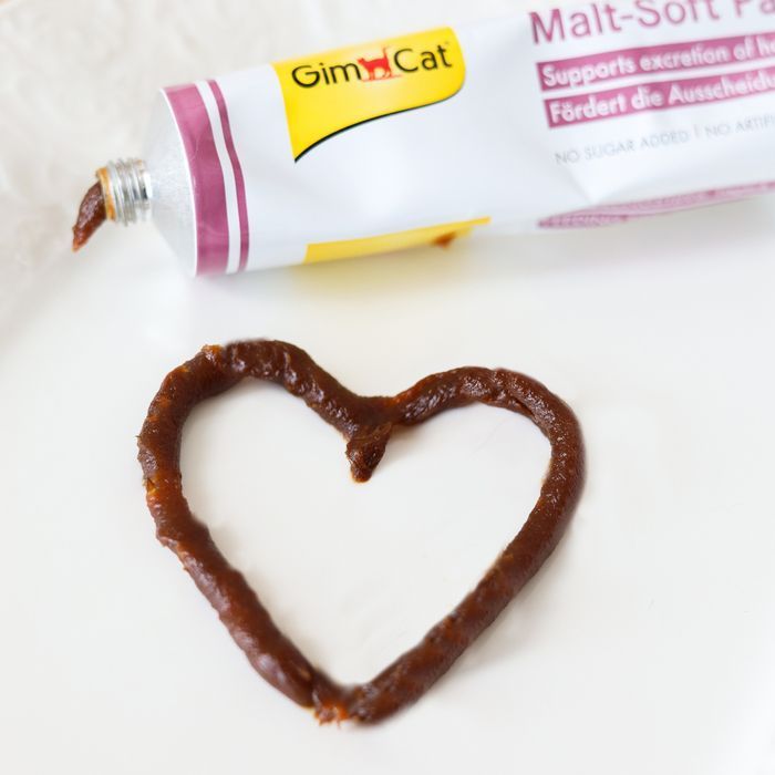 Ласощі для котів GimCat Malt-Soft Paste Extra 200 г - masterzoo.ua