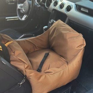 Автокрісло - переноска Incor для собак 52 х 52 х 40 см (коричнева) - masterzoo.ua